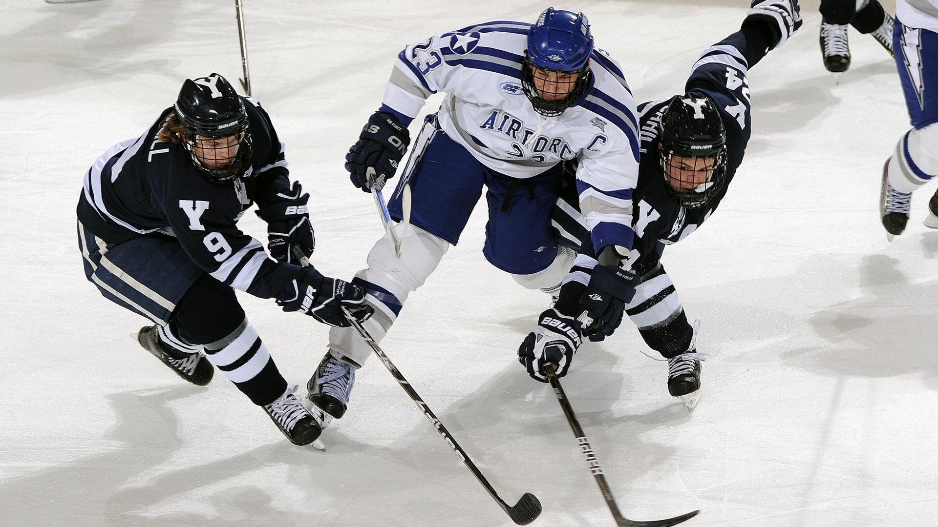 “尼古拉斯·桑特基的进攻核心作用,帮助阿根廷美洲狮队站上世界舞台”
